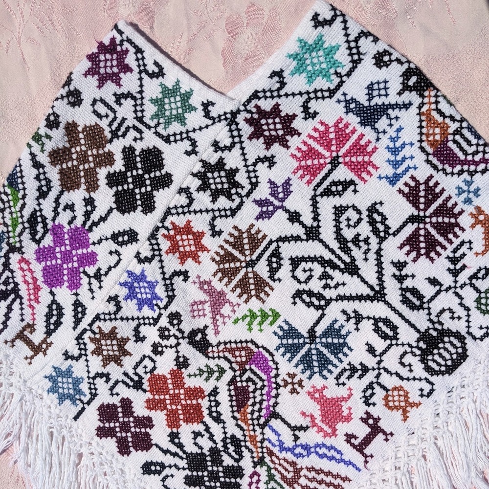 Mexican Hand Embroidered Poncho Artisanal Cross-Stitch Floral Peacock Boho Cape - Picture 4 of 13